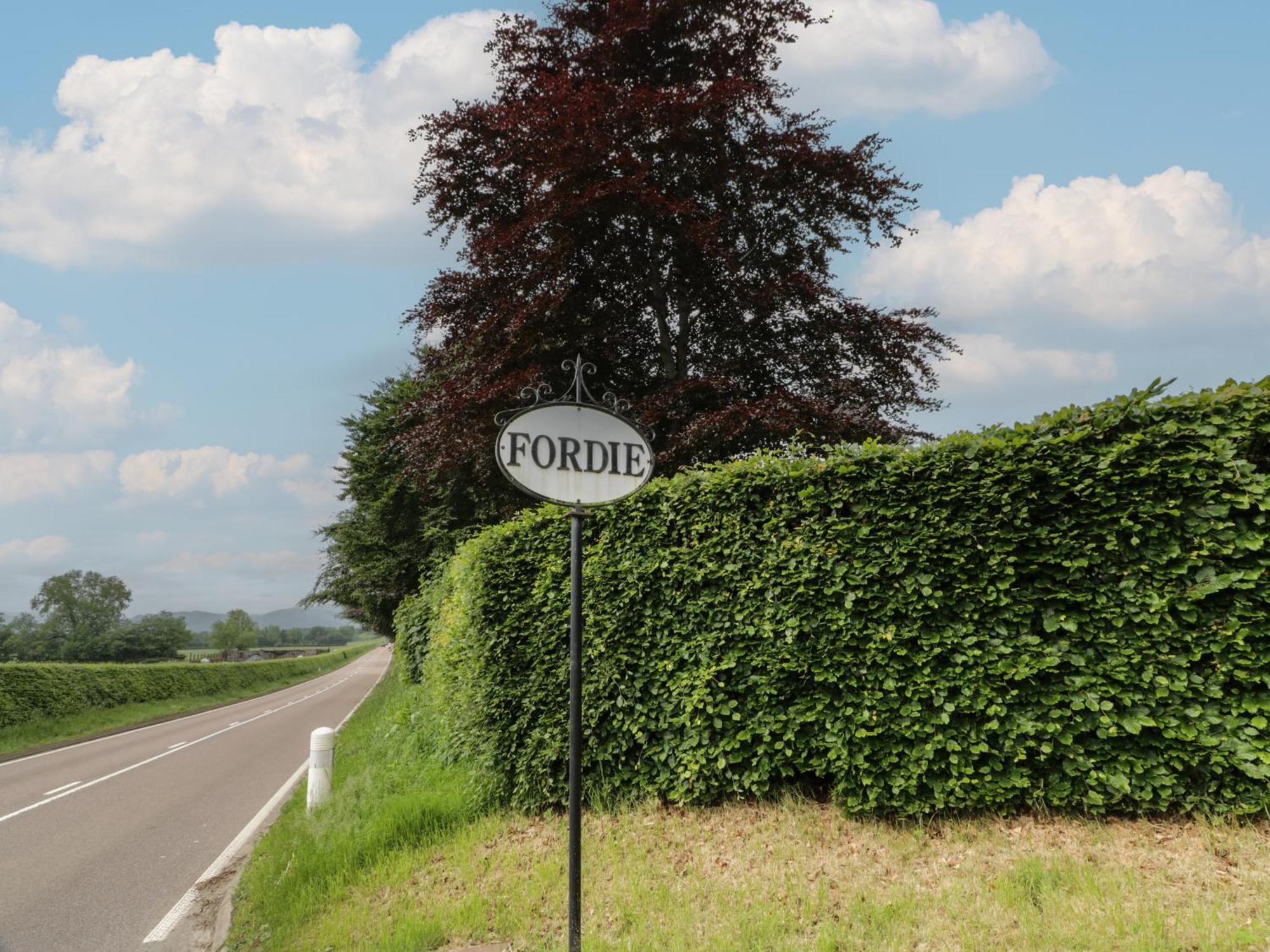 Holiday home Fordie East